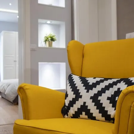 Apartment Dream 2bdr 2bthr At The Location Sofia
