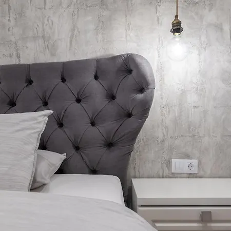 Dream 2bdr 2bthr At The Location Apartment *